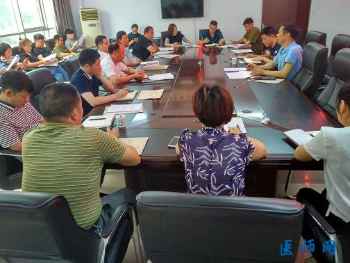 召陵人口网_召陵区人社局开展 学雷锋捡拾垃圾 活动(2)