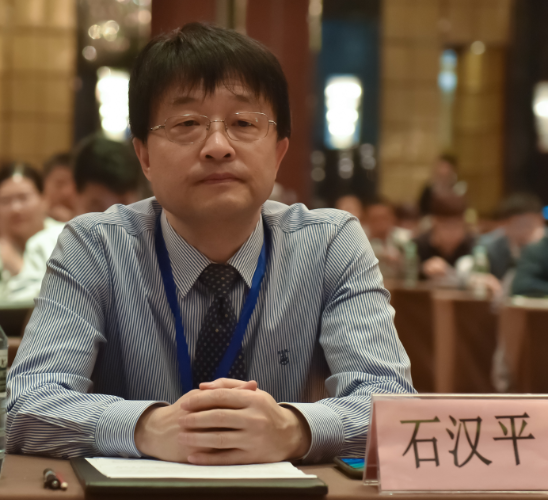 石汉平涉猎广泛,他是中国科学院北京转化医学研究院/航空总医院一名