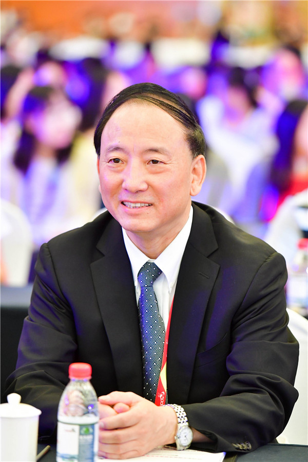 秦叔逵 教授.jpg