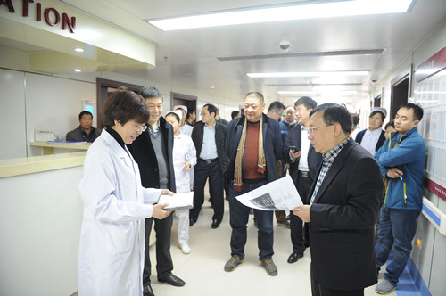 每周三赵国安院长带队行政查房，实现零缺陷管理_副本.jpg