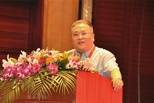 曾小峰_副本.jpg