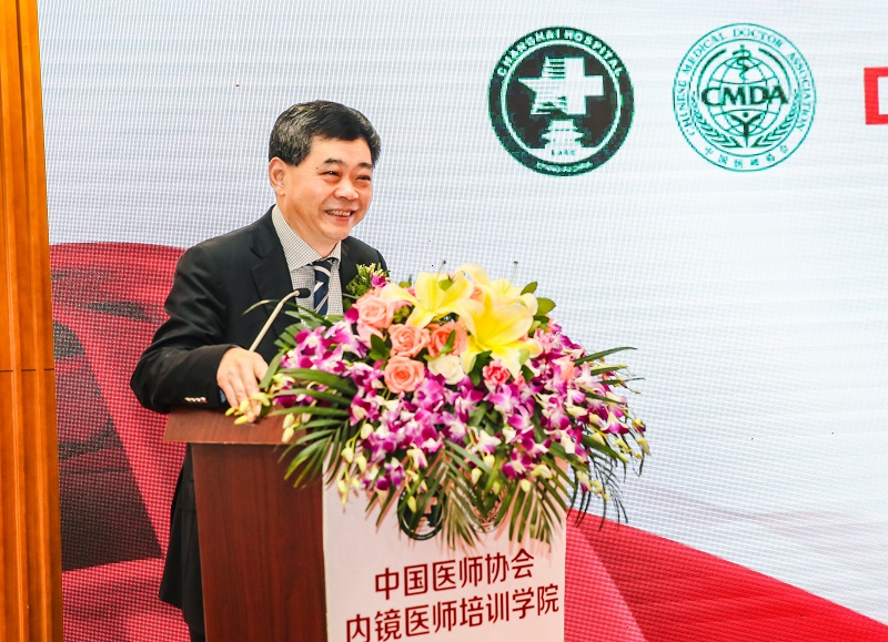 6第二军医大学长海医院消化内科李兆申教授介绍培训学院成立的背景.jpg