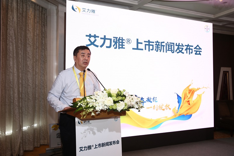 中华医学会眼科学分会副主任委员、眼底病学组组长许迅教授.JPG