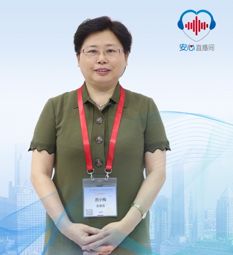 厉小梅.jpg