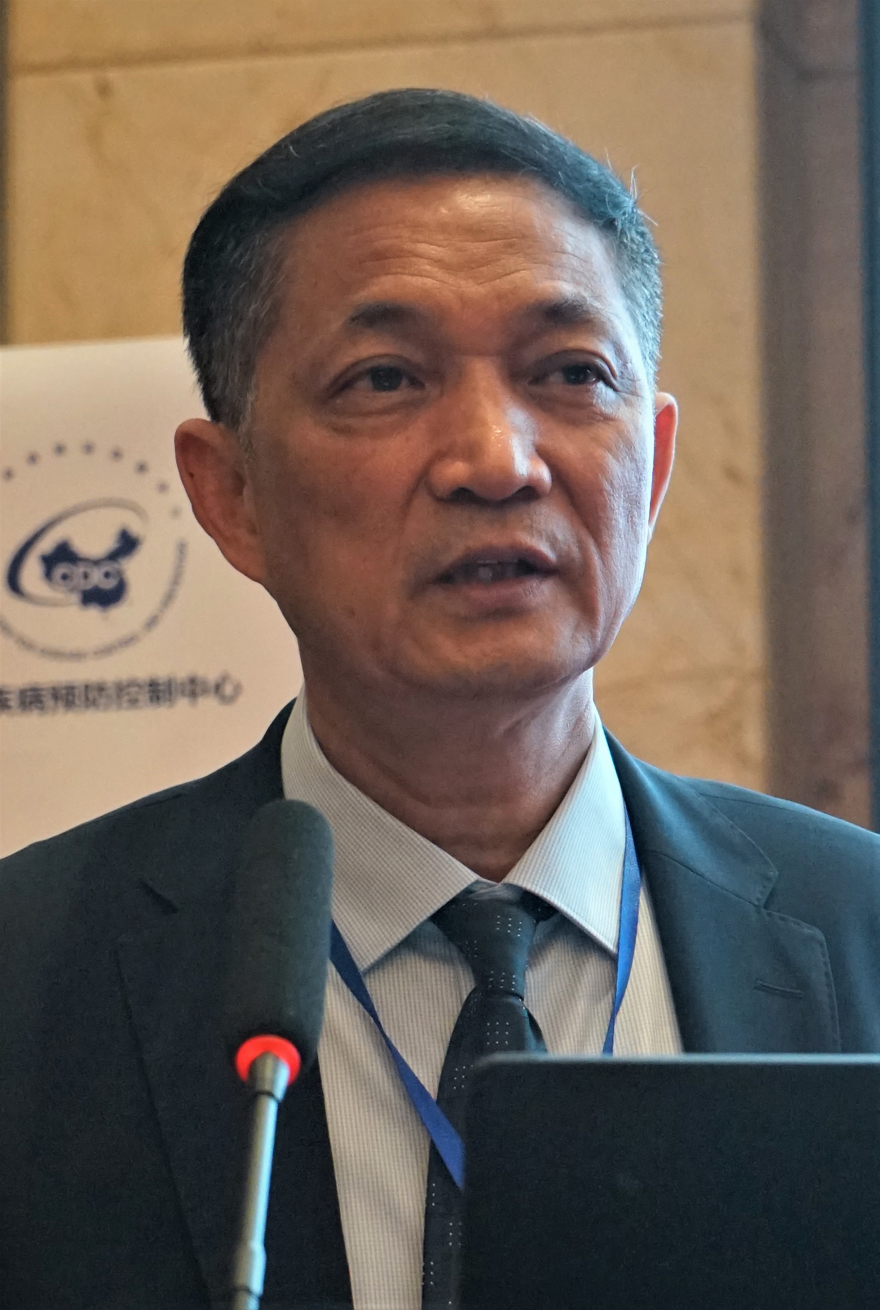 朱大龙教授2.jpg