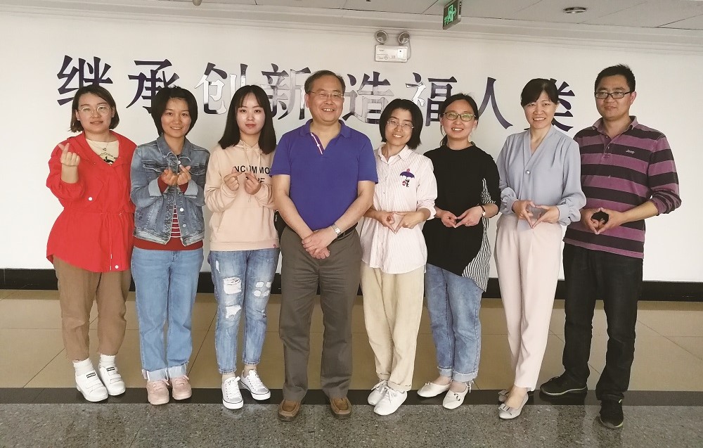注册部全体成员。.jpg