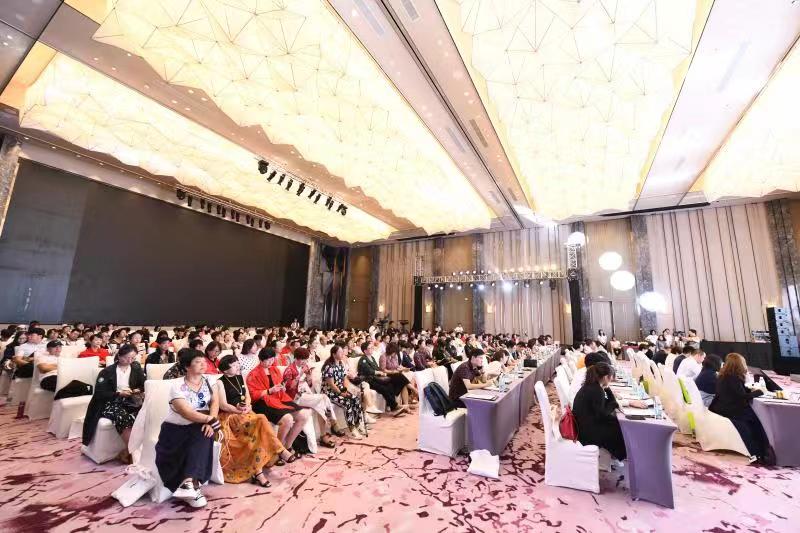 大会现场.jpg