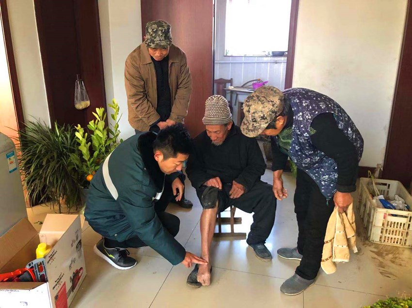 微信图片_20191129142719_副本.jpg