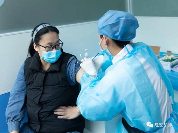 直击！广东高校启动新冠病毒疫苗接种