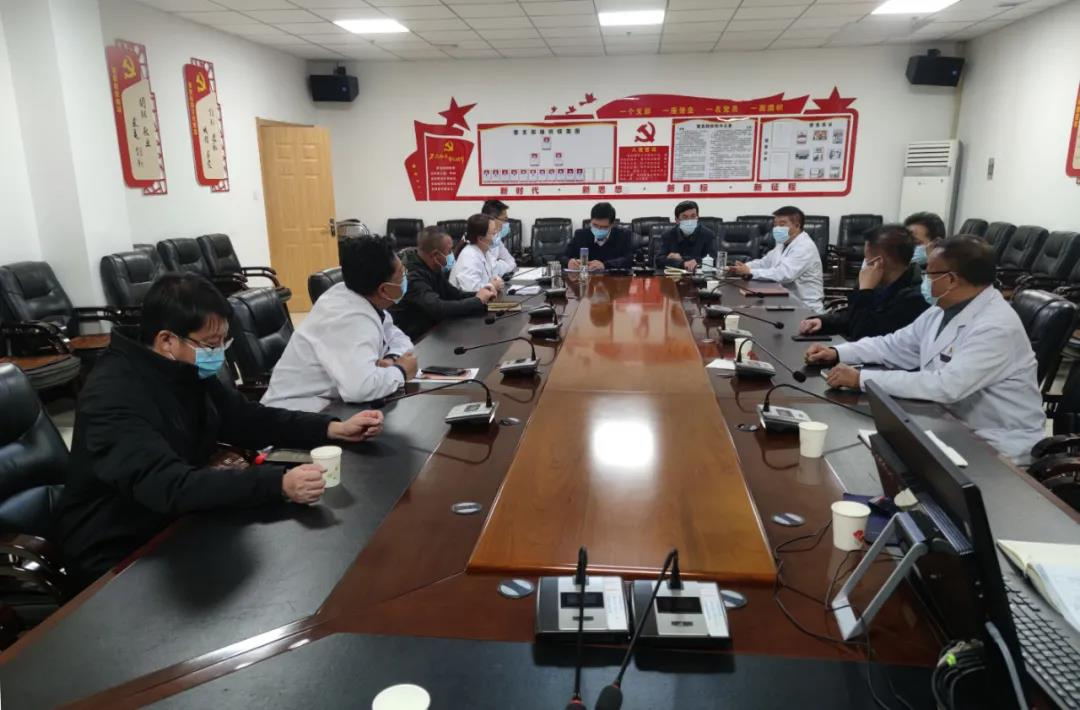 疫情就是命令   防控就是责任——酒钢医院全力以赴配合做好疫情防控嘉峪关全员核酸检测工作 (8)_看图王.jpg