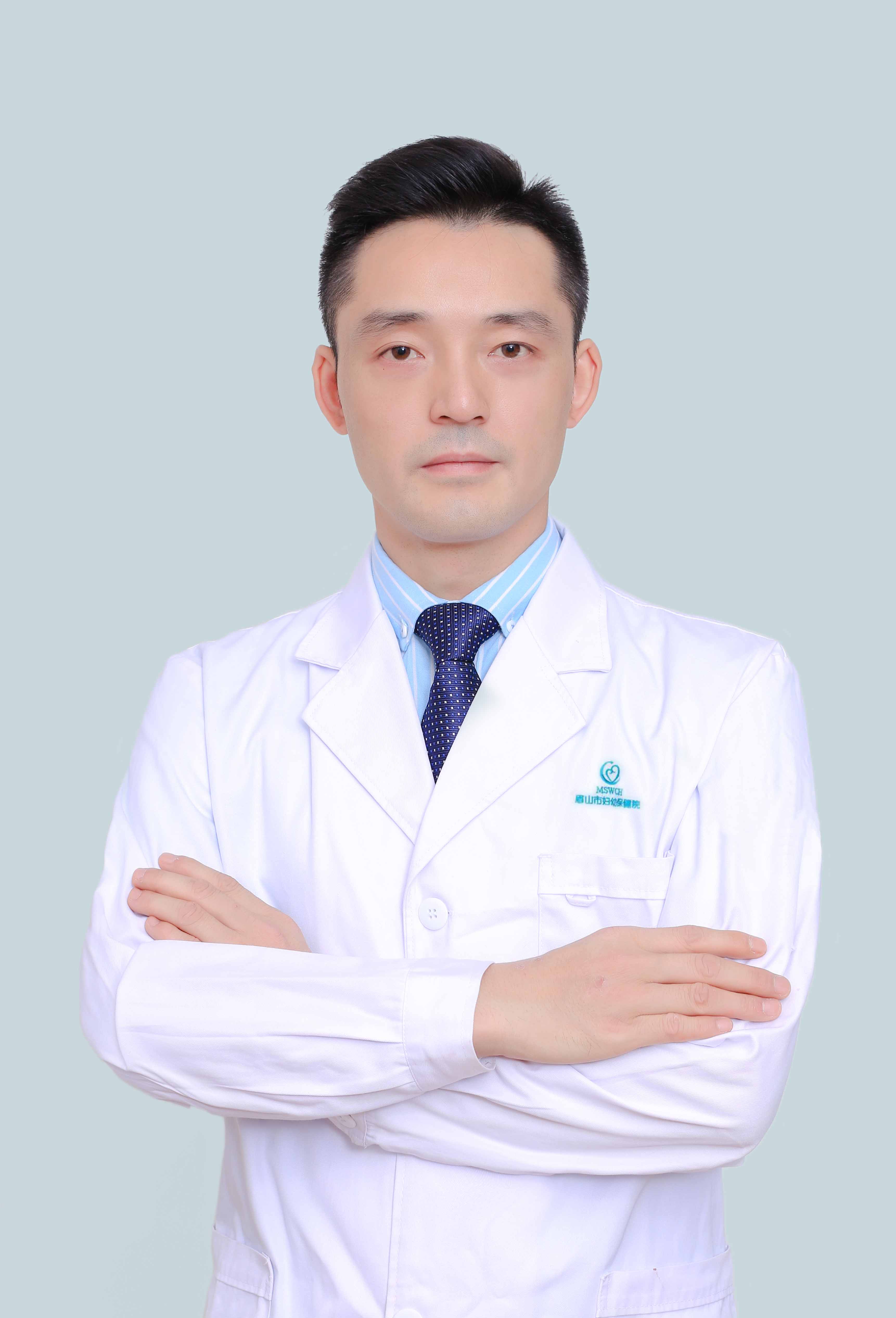胡应明.jpg