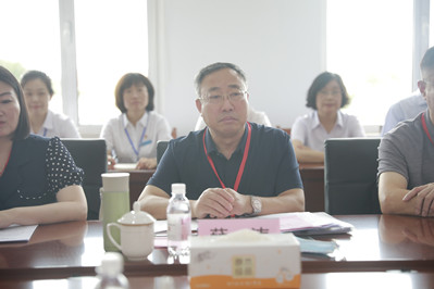 薛一涛_副本.jpg
