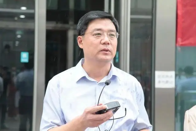a04c.jpg