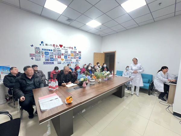 【改善就医感受 提升患者体验】情系患者 用心沟通——风湿免疫科召开医患座谈会（2）.jpg