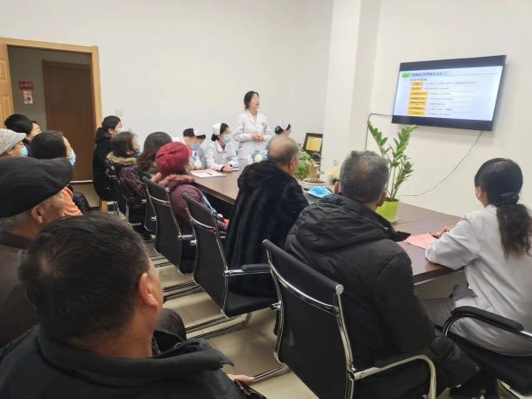 【改善就医感受 提升患者体验】情系患者 用心沟通——风湿免疫科召开医患座谈会（3）.jpg