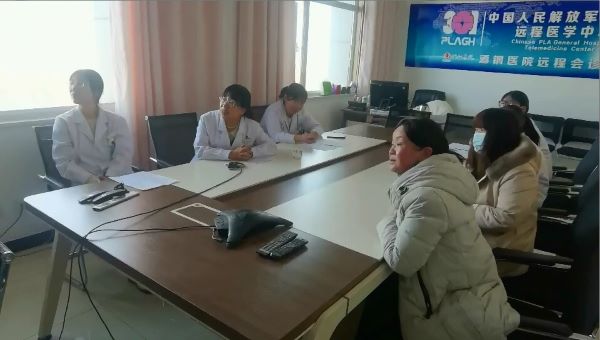 【“隔空”对话 会诊“零距离”】与国家级医学专家面对面——北京301医院专家远程会诊助力酒钢医院风湿免疫疾病患者精准施治（3）_proc.jpg