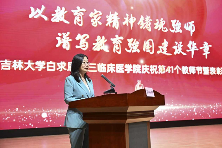 88d9f2f8-e606-43a9-ac5e-33ec39c43ab0.png