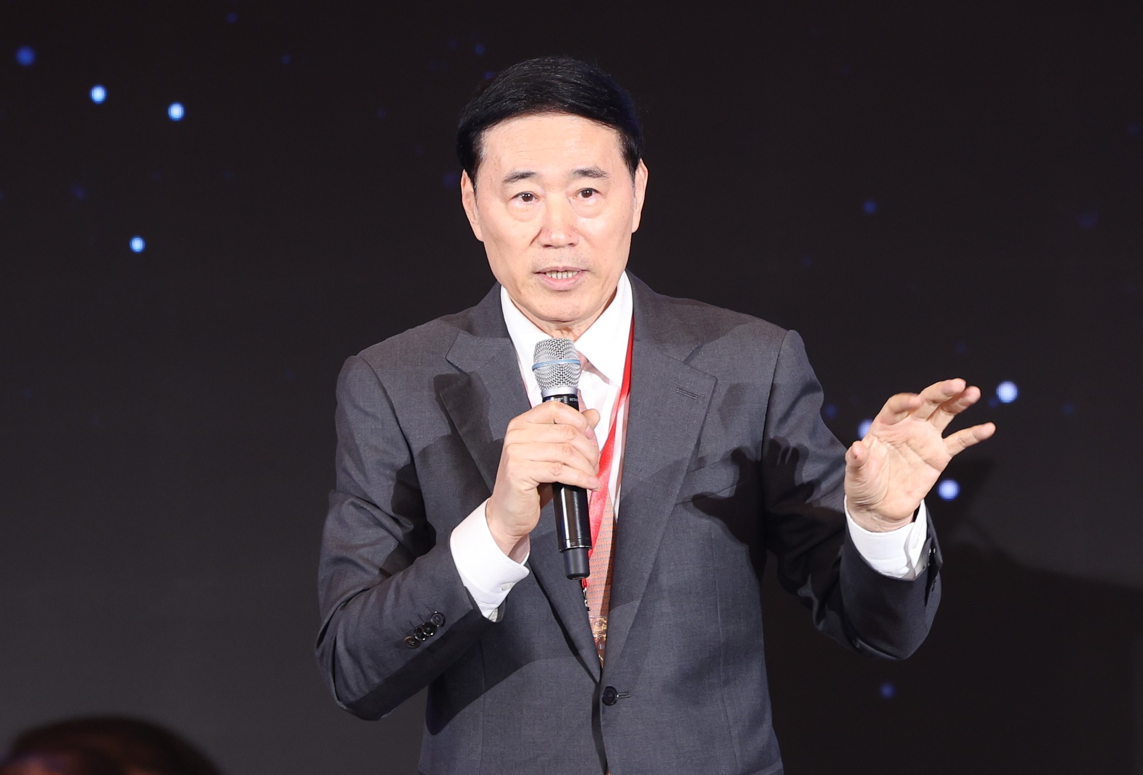刘玉村教授_副本.jpg